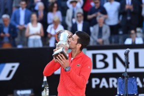 爱游戏体育APP-德约科维奇在MAD比赛中夺冠，出色防守引发热议！比赛高潮迭起的简单介绍